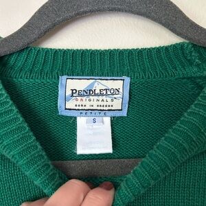 Pendleton green vintage  sweater